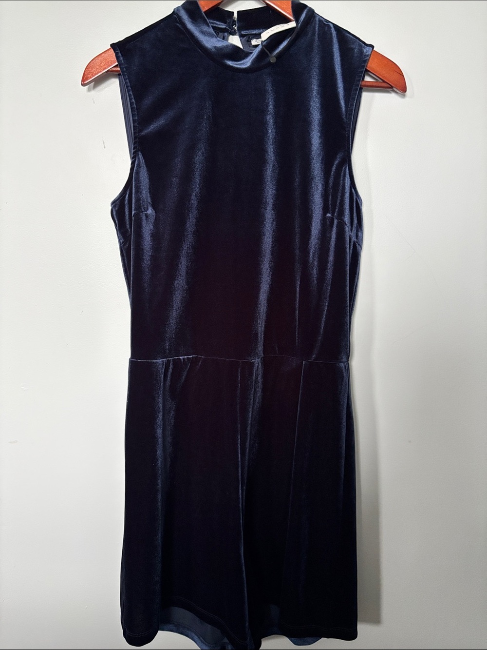 Vero Moda Sleeveless Velvet Jumpsuit in Navy - Picture 1 of 6